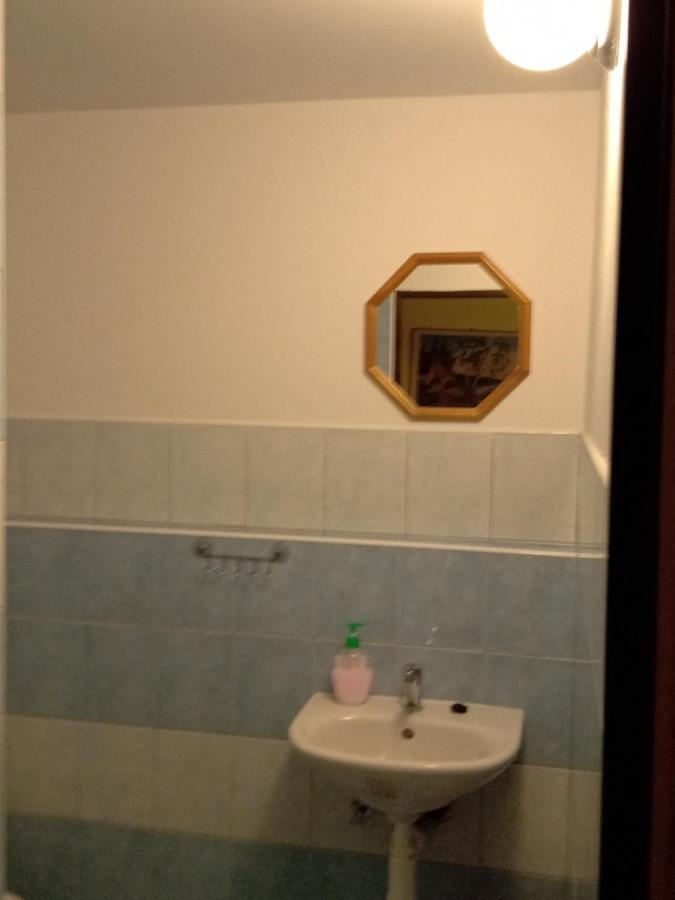 Apartman Police Nad Metuji Διαμέρισμα Εξωτερικό φωτογραφία