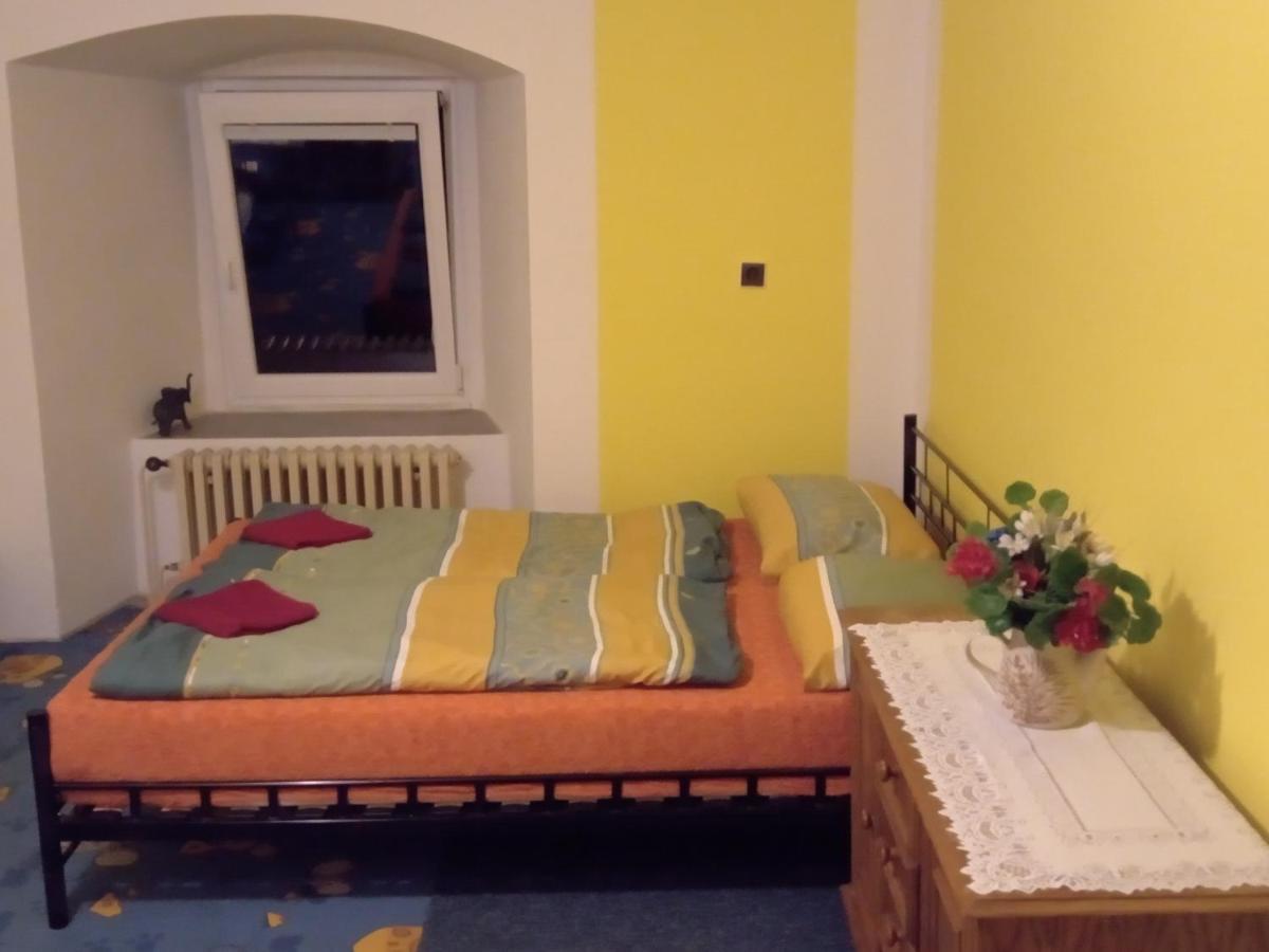 Apartman Police Nad Metuji Διαμέρισμα Εξωτερικό φωτογραφία